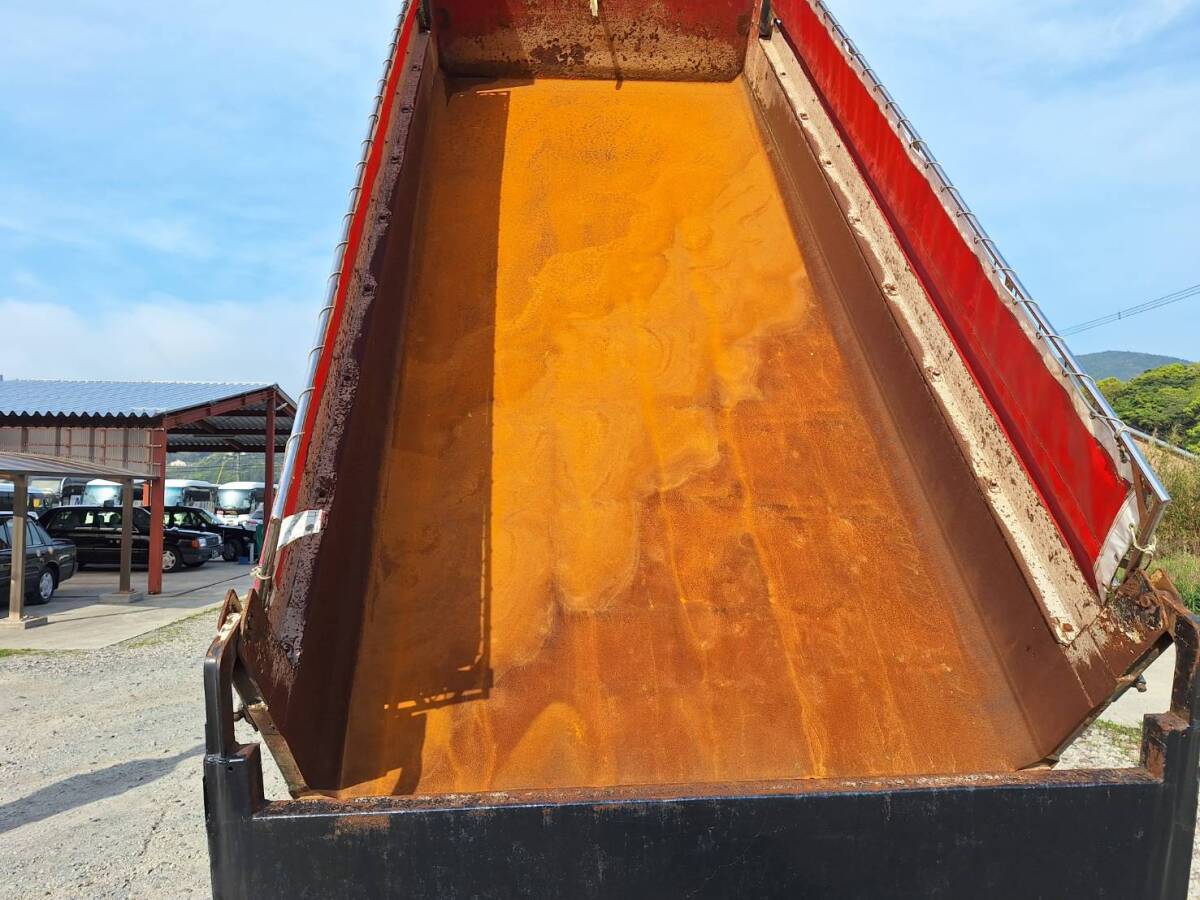 ニッサン　ディーゼル　クオン　ダンプ　エンジンリビルト　載せ替え后53866キロ　メッキ多數(shù)　