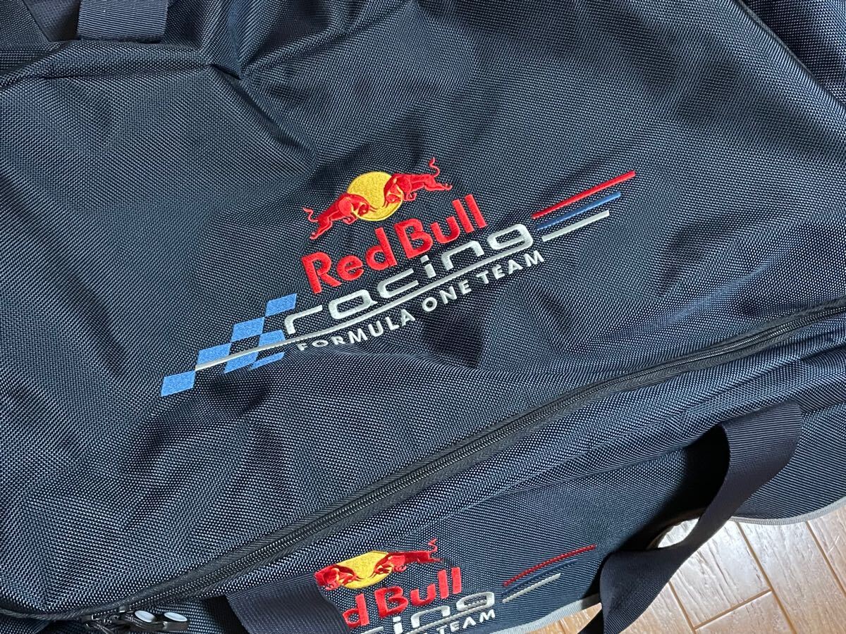 【超希少】F1 レッドブル レーシング キャリーバッグ プーマ キャスター 超希少】F1 レッドブル レーシング キャリーバッグ プーマ製