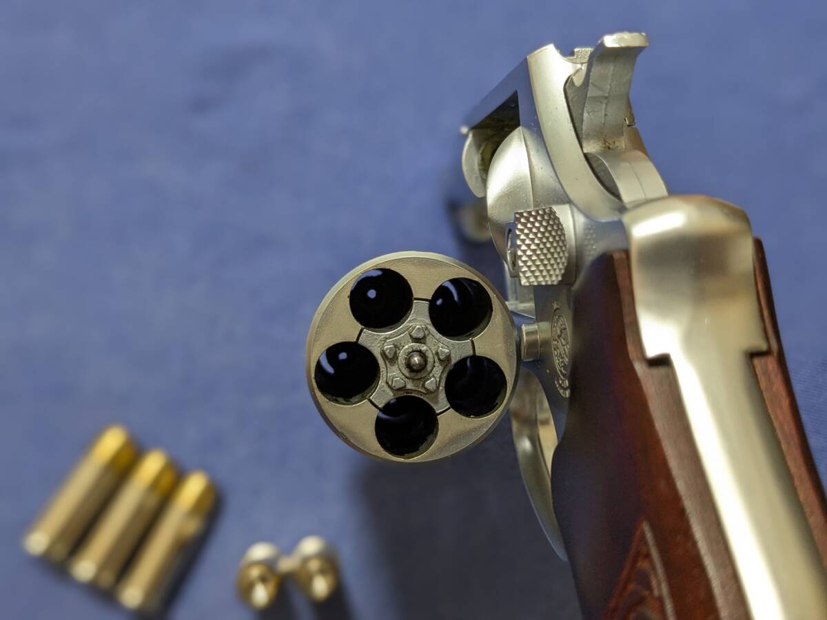 送料無料 絶版 コクサイ S&W M60 2インチ 木製グリップ付き 未