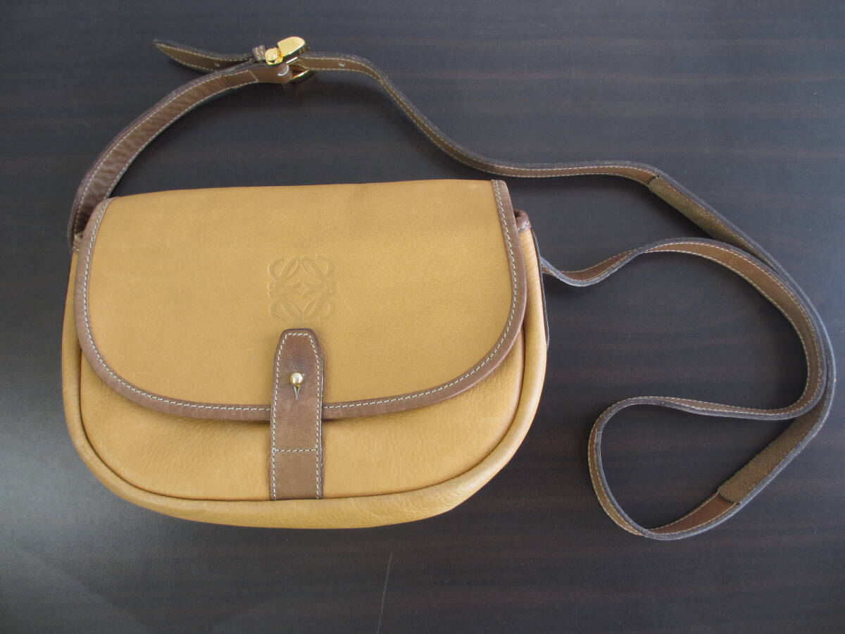 LOEWE/ロエベ/アナグラム レザー ショルダーバッグ/キャメル×ブラウンê钑具 ゴールド系/橫幅 約25cm/USED
