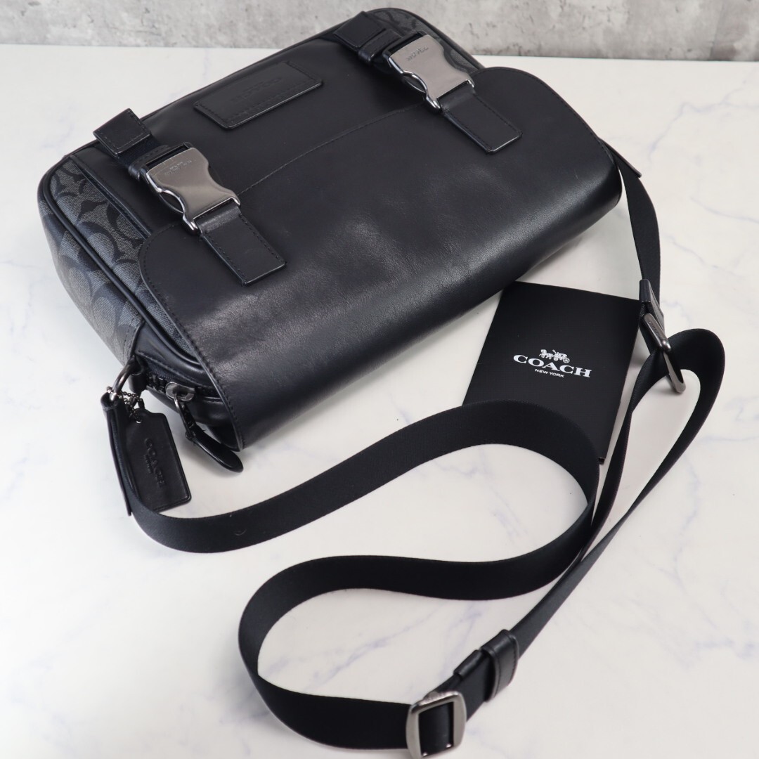 【セール 登場から人気沸騰】 近年モデル 美品 カメラ バッグ ショルダー メンズ COACH コーチ バッグ