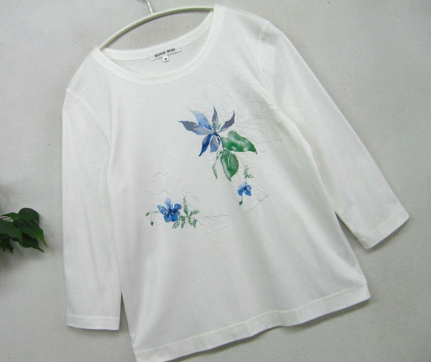 HANAE MORI ハナエモリ 日本制 ★ 大人の高級(jí)花柄コットンカットソー 38 七分袖 フラワープリント 白 ホワイト系