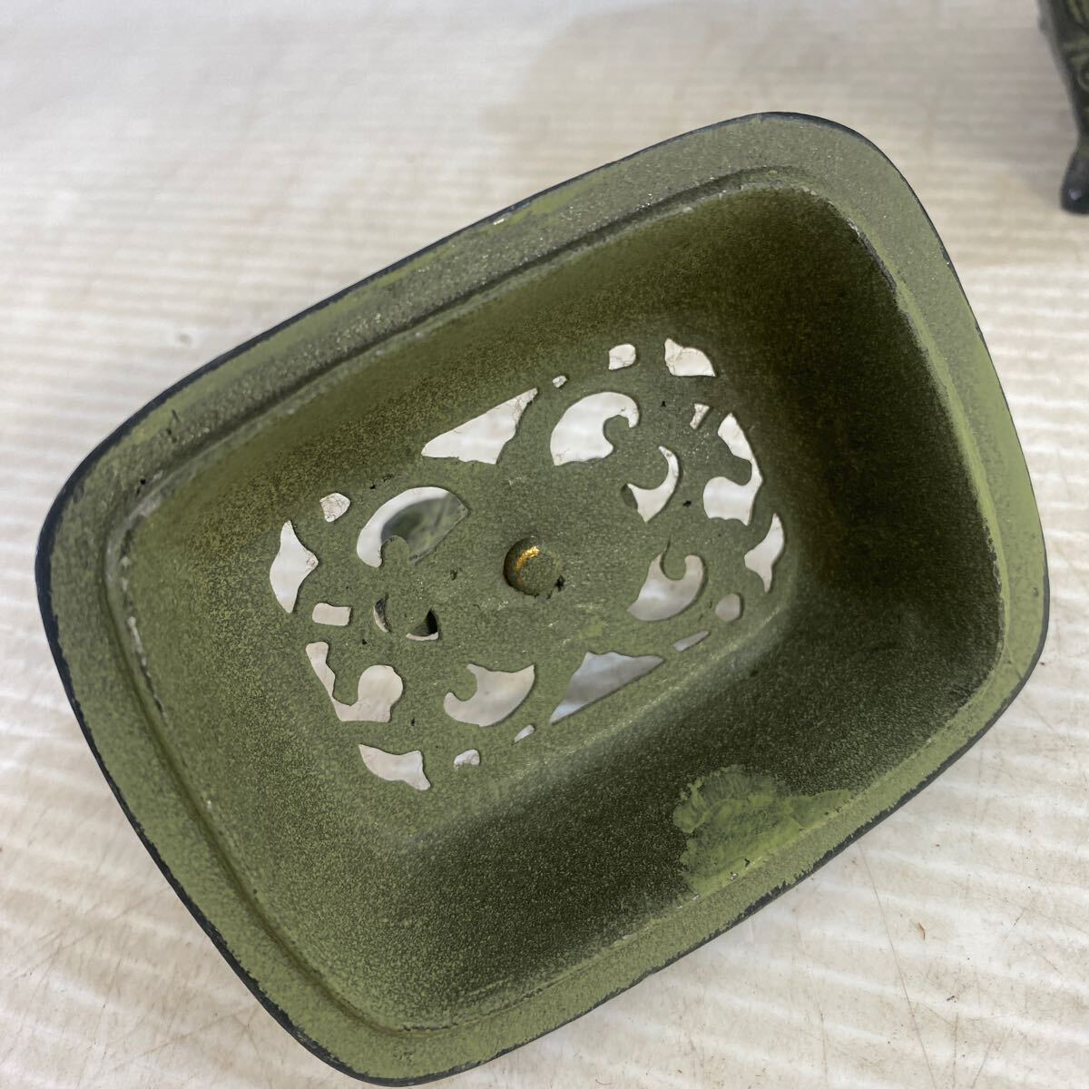 銅製 香炉 香道具 茶道具 四足 青銅 金属工芸 銅器 骨董 レトロ 置物 インテリア 中古_画像9