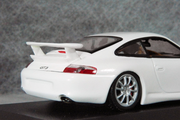 ● 1/43 ポルシェ 〓 911 ( 996 ) GT3 / 2003 ホワイト 〓 PORSCHE MINICHAMPS