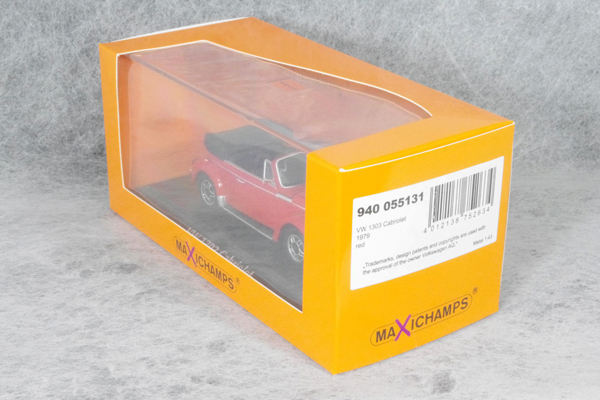 ● 1/43 フォルクスワーゲン 〓 ビートル 1303 カブリオレ /1979年 レッド 〓 Volkswagen MINICHAMPS VW