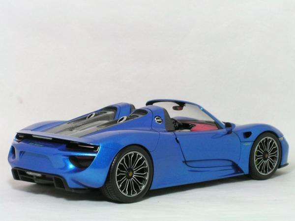 ● 1/18 ポルシェ 〓 918 スパイダー / ブルー メタリック 〓 Porsche MINICHAMPS