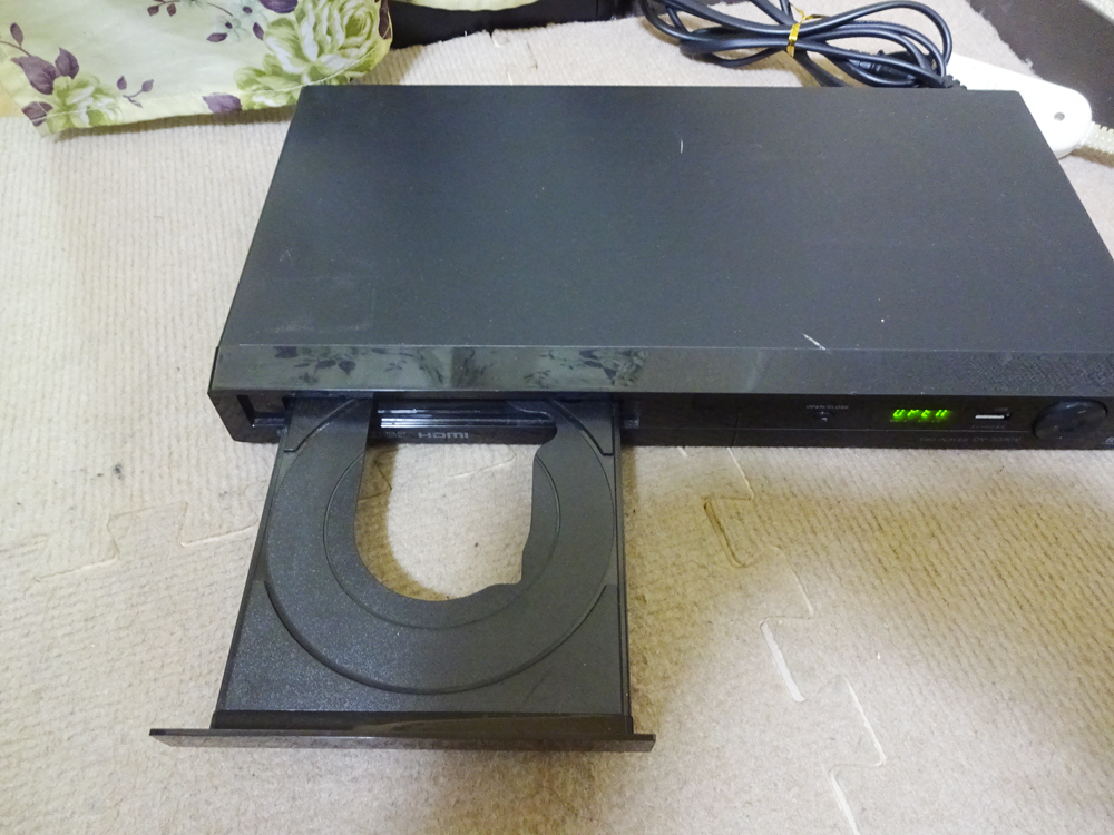 パイオニア　　DVDプレイヤー　 DV-3030V　リモコン付　動(dòng)作品 