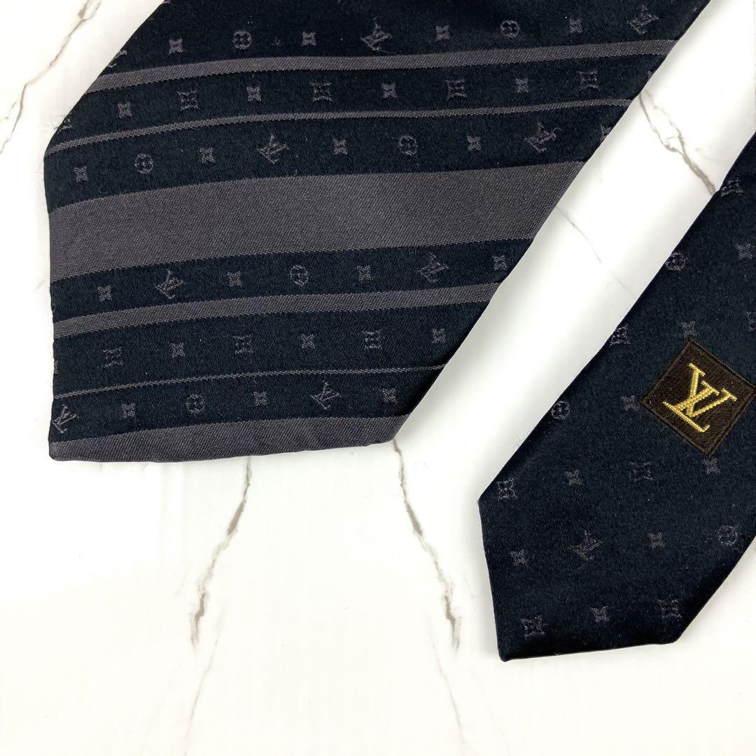 美品 ルイヴィトン ネクタイ モノグラム×ストライプ グラデーション ブラック 美品 Louis Vuitton ルイヴィトン ネクタイ モノグラム