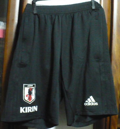 美品 完売品? adidas【アディダスジャパン(株)】製CONDIVO(20)18日本代表ショーツ(ハーフパンツ) M 黒_画像1