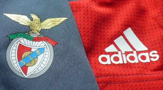 レア物　adidas(アディダス)制2007?11SLベンフィカハーフパンツ　2XO　グレー×赤　ポルトガルリーグ