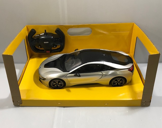 あ//つH5260　 RC 1/14 BMW i8 オートエディション　トイラジコン　ラジコン　対象年齢6歳以上　動(dòng)作品
