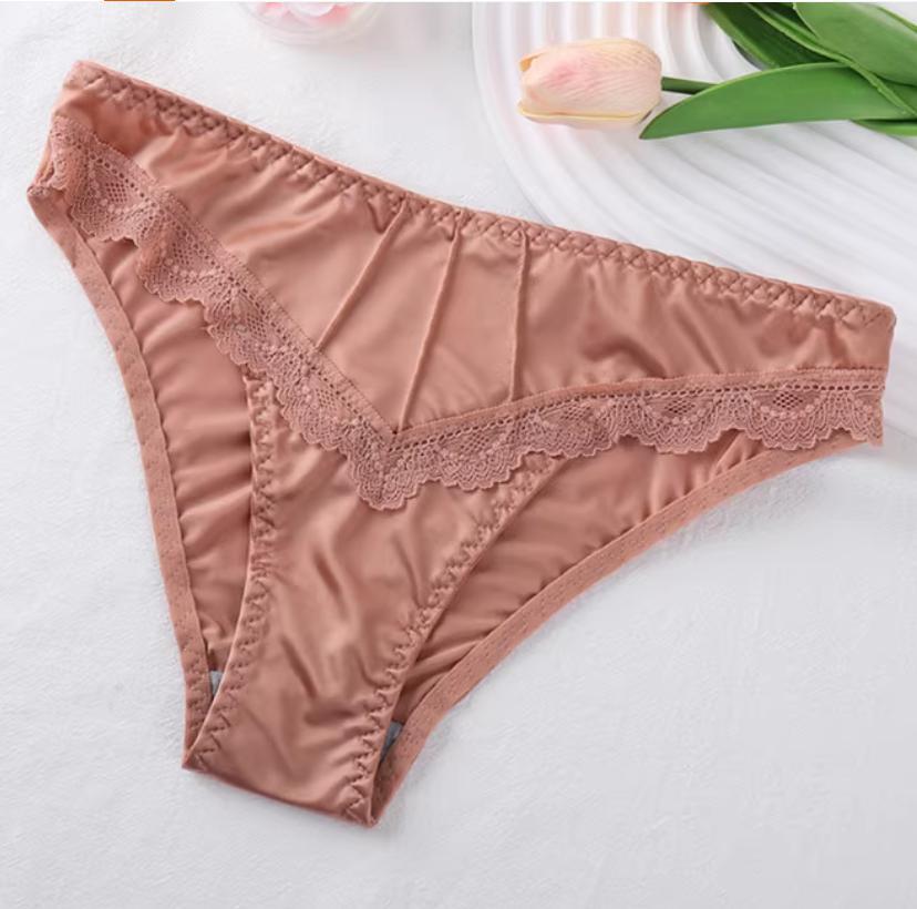 159M(PK)サテン 光沢 パンティー アイス シルク 高級 モチーフ 艶々 セクシー ショーツ ランジェリー コスチューム 人妻 秘書 誘惑
