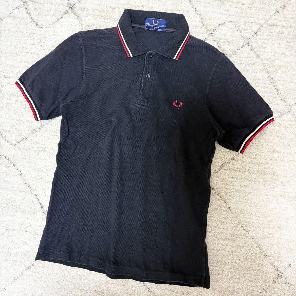 【イングランド制】FRED PERRY フレッドペリー 半袖ポロシャツ トップス ブラック×レッド 大人気配色 月桂樹(shù) コットン メンズ 男性用
