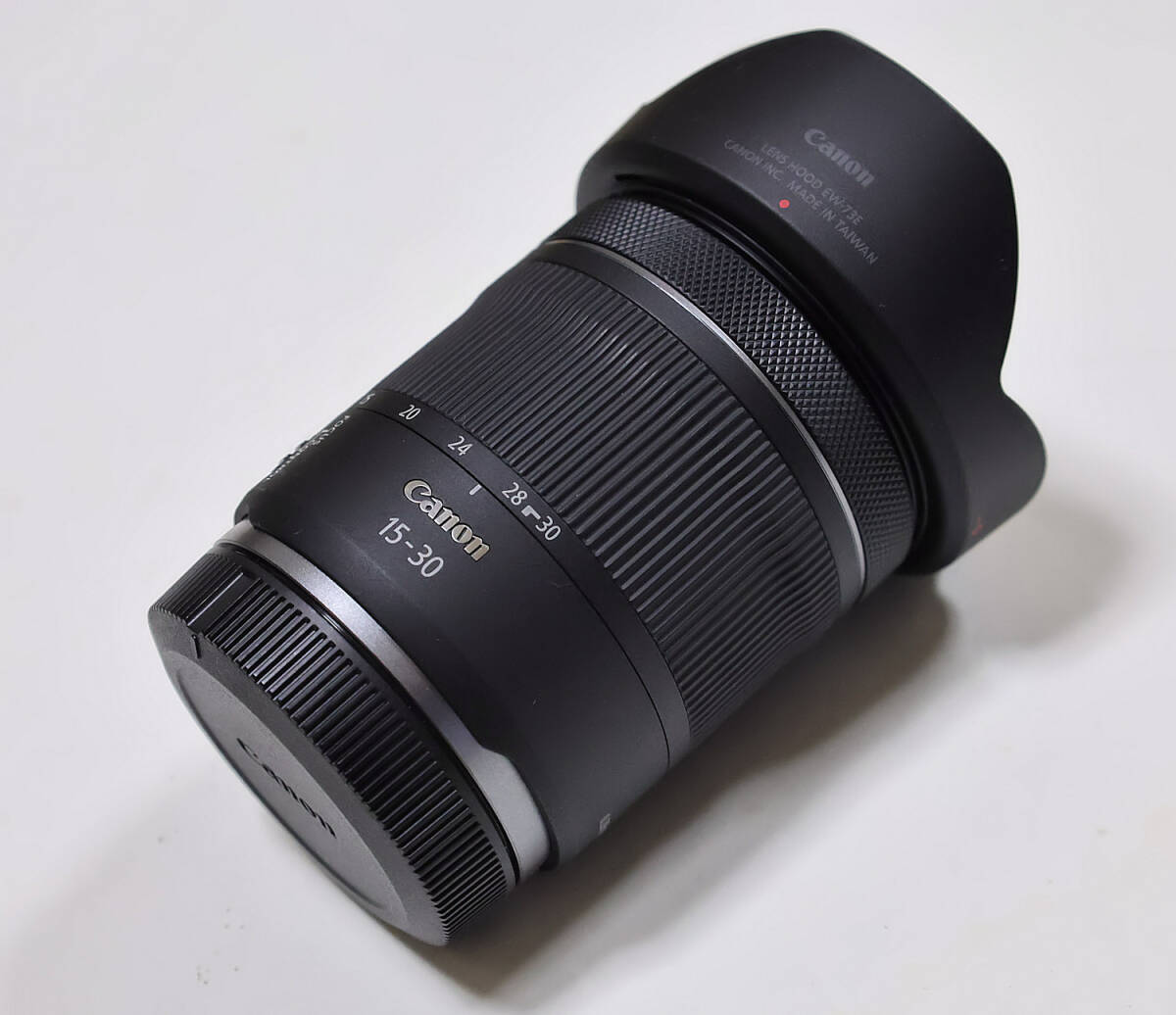 RF15-30mm F4.5-6.3 IS STM RF15-30ISSTM 極上品 ほぼ未使用 送料無料でお屆け致します