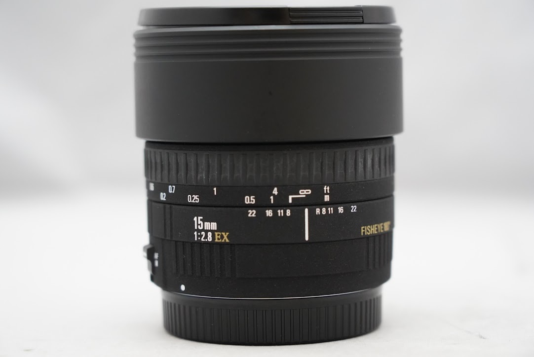 ☆実用品☆ シグマ AF 15㎜ F=1:2.8 EX ダイアゴナル フィッシュアイ　SIGMA AF 15 2.8 DIAGONAL FISHEYE　キャノンEFマウント おススメ品_画像2