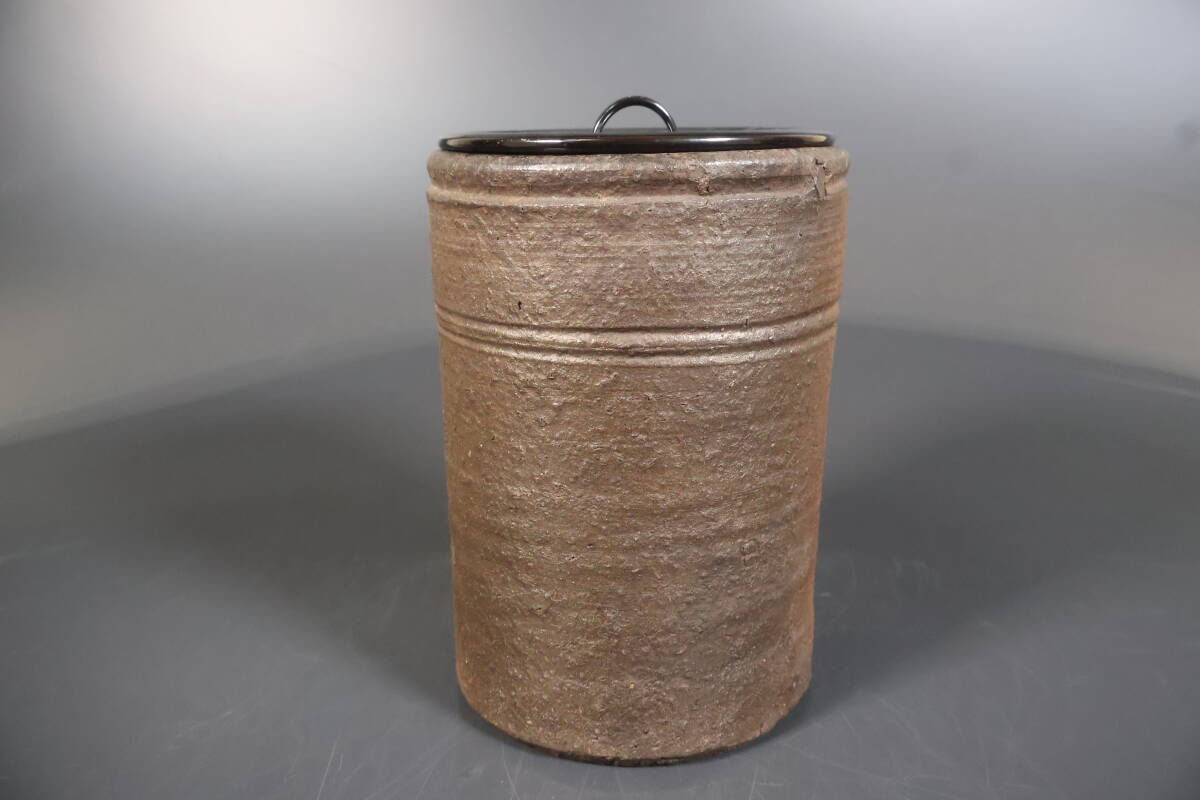 【和】(A2510)　時(shí)代古作　桃山江戸　古備前筒水指　時(shí)代箱有　茶道具