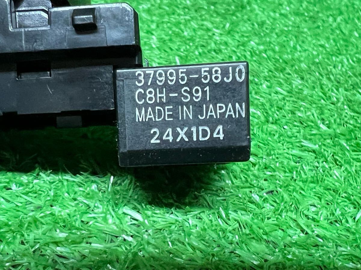 MH23S Wagon R FX ограниченный оригинальный правый задний выключатель электростеклоподъемников 37995-58J0 б/у правый задний электростеклоподъемники переключатель Suzuki 