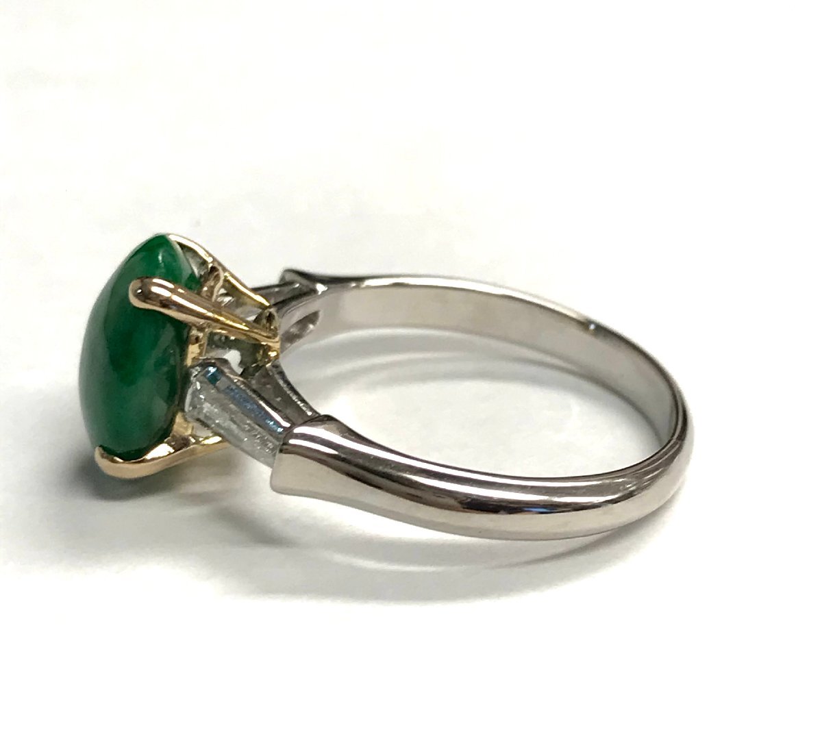 qoj.ZC506 PT900 プラチナ 天然翡翠 ヒスイ ダイヤモンドリング 中石3.7ct/枠石0.26ct 18号 ソーティング付_画像3