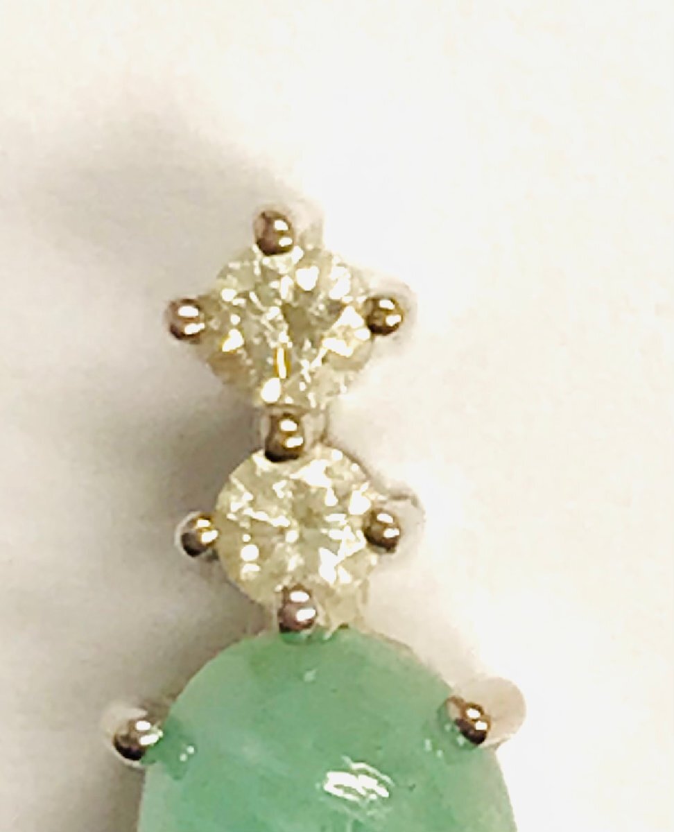 qoj.ZBV19　K18WG　ホワイトゴールド　天然ヒスイ（ジェイダイト）　2Pダイヤモンド　枠石0.06ct/中石0.60ct　ペンダントトップ_画像2