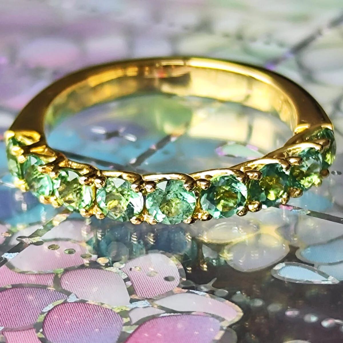 0.99ct 天然グリーントルマリン ハーフエタニティリング 18金 新品未使用品 鑑別書付き