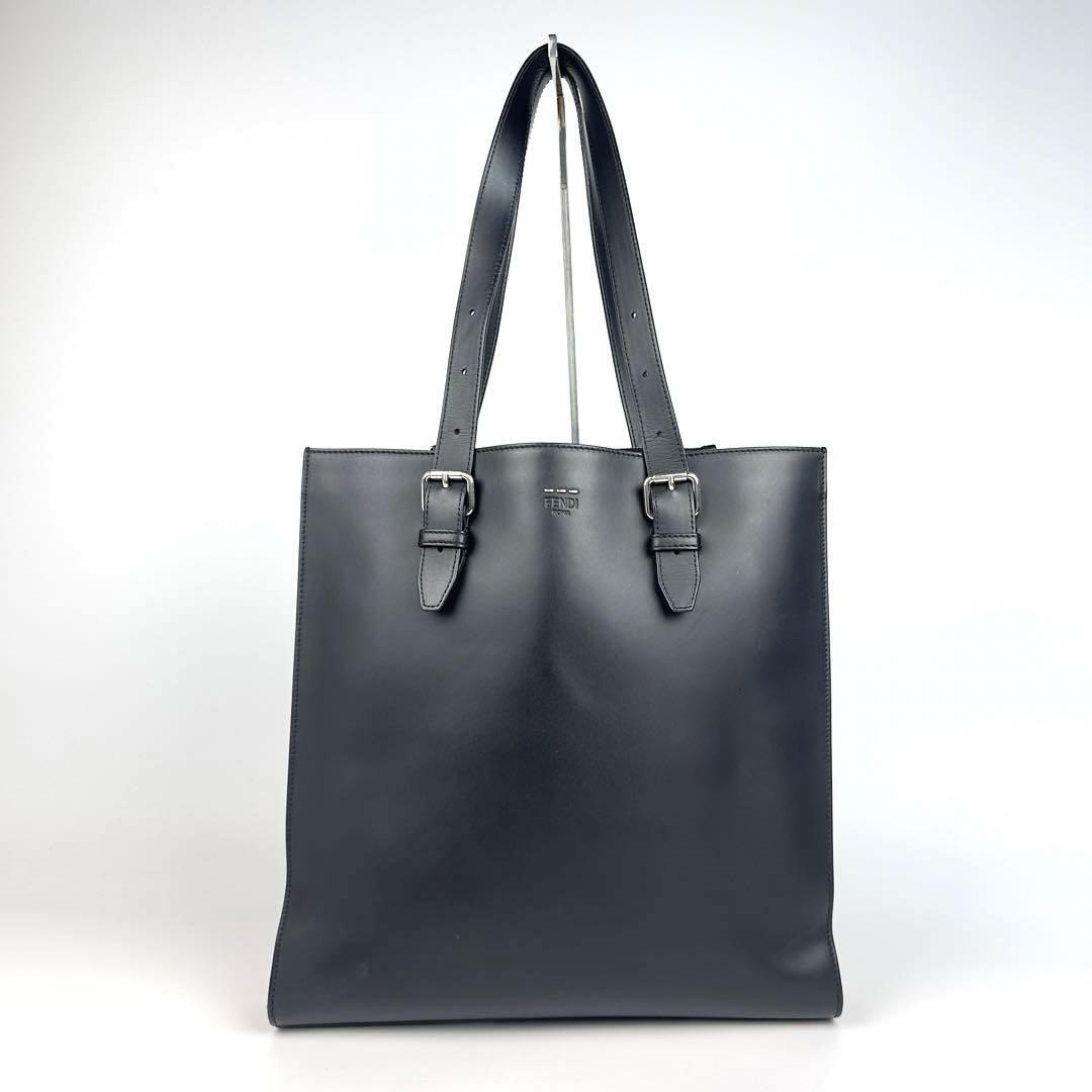 美品■FENDI フェンディ スムースカーフスキン ビジネス トートバッグ ROMA メンズ ブラック エンボスロゴ レザー ユニセックス 7VA416