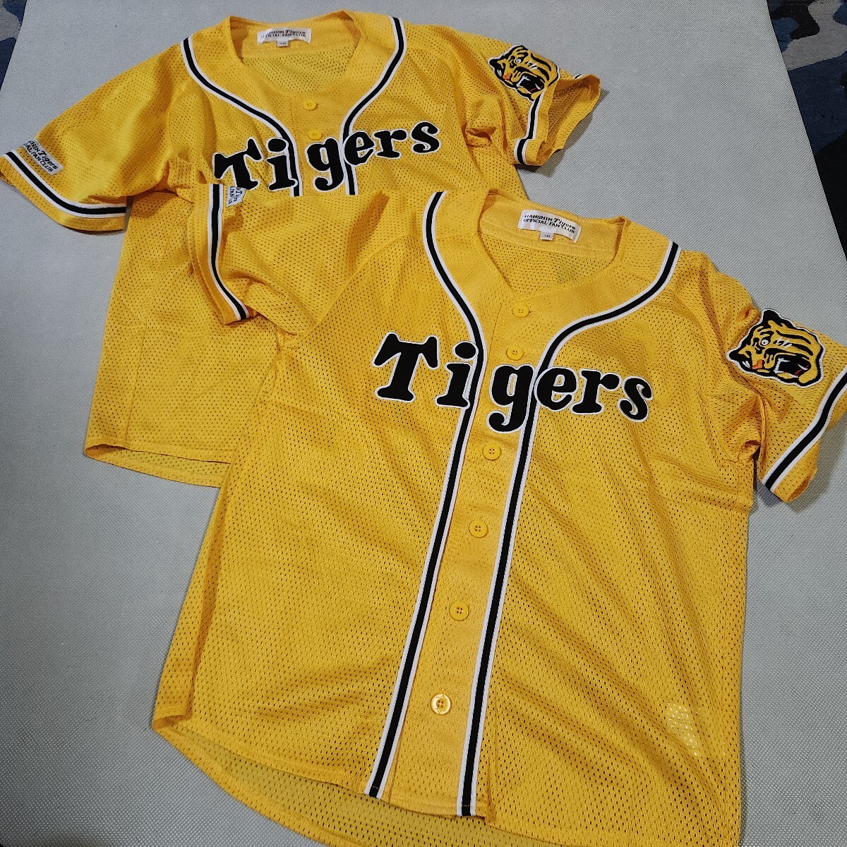 阪神タイガース公式ファンクラブキッズユニフォーム 2枚セット