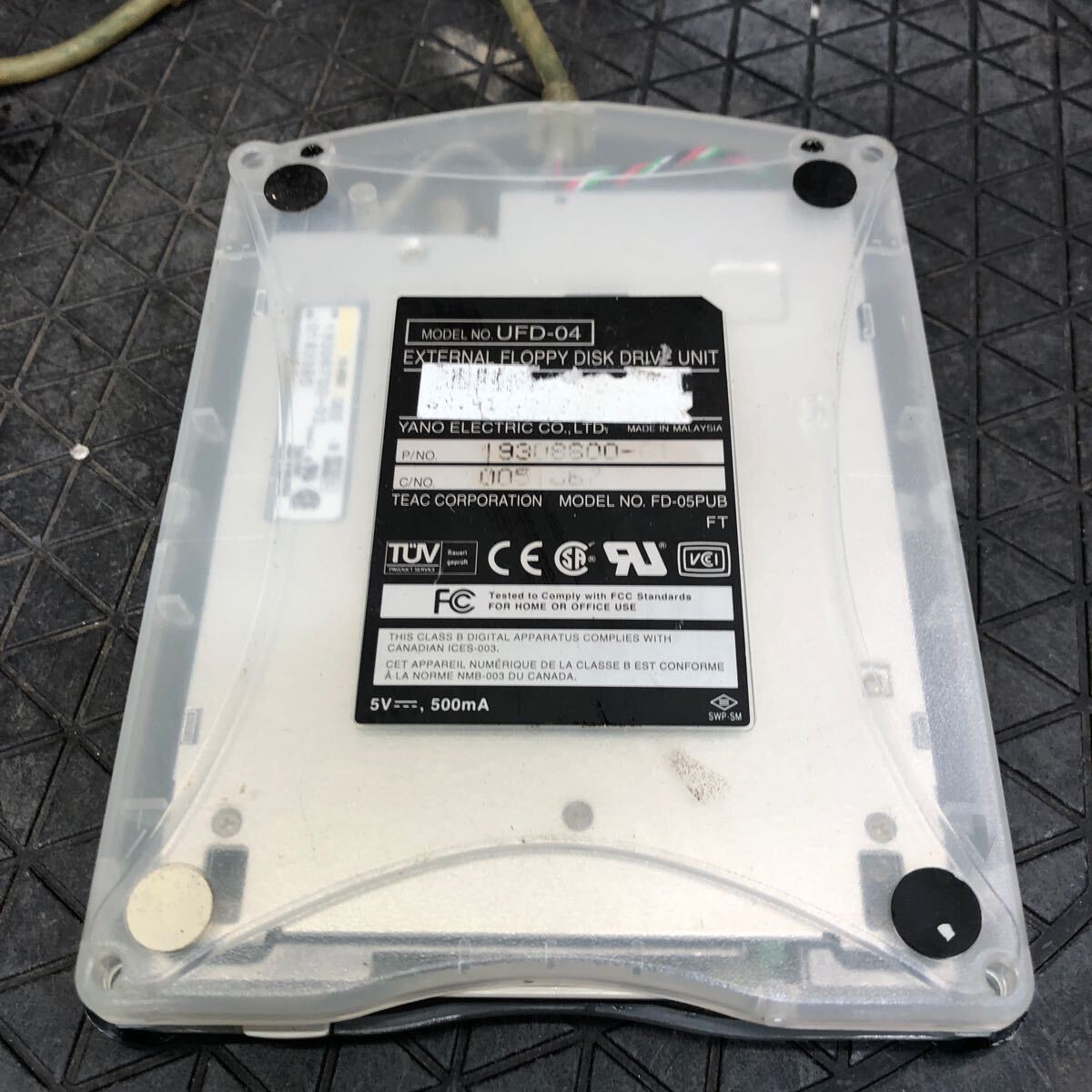 98-1180 激安 レトロPC パーツ USB外付けFDD フロッピーディスクドライブ yano ヤノ UFD-04 Macintosh＆Windows対応 動作未確認 ジャンク