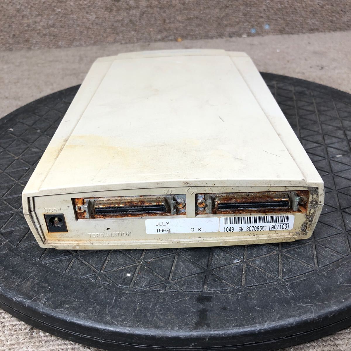 98-1283 激安 レトロPC パーツ 外付け MOドライブ 640MB OLYMPUS オリンパス 640MO TURBO PLATINUM MOS350S SCSI 動作未確認(rèn) ジャンク