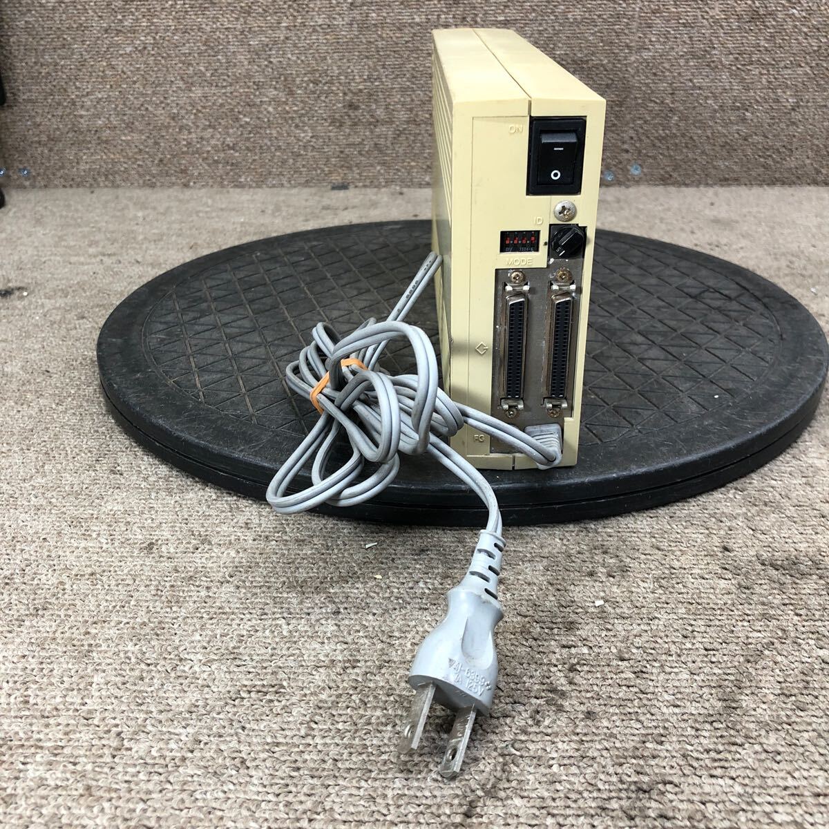 98-1310 激安 レトロPC パーツ 外付け MOドライブ 640MB Logitec ロジテック LMO-640E SCSI 通電.電源オン.オフok ジャンク