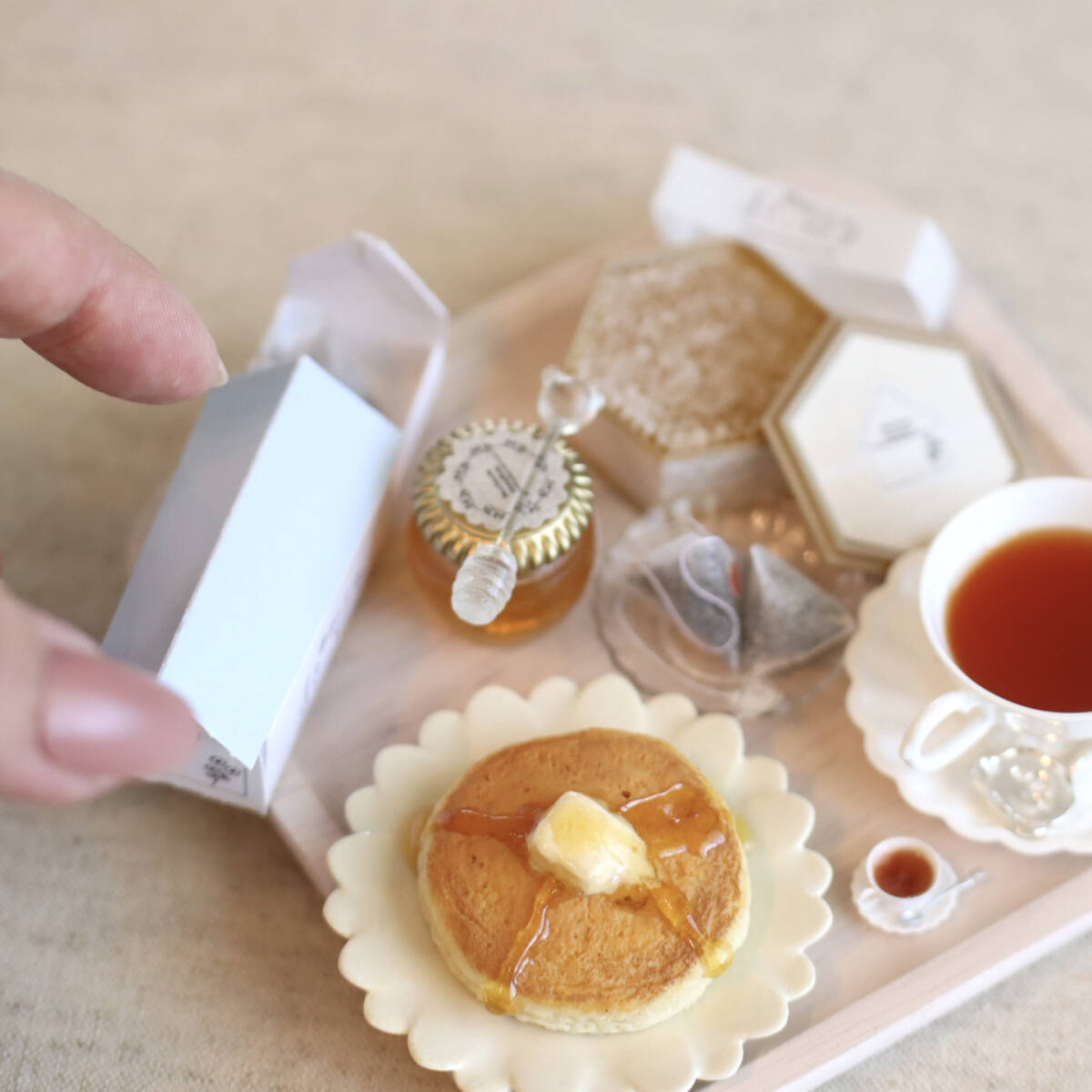 〓〓〓1/3スケール ハチミツ コムハニー 紅茶 粘土 レジン 食品サンプル フェイクフード ドール doll SD DD BJD shibazukeparipari