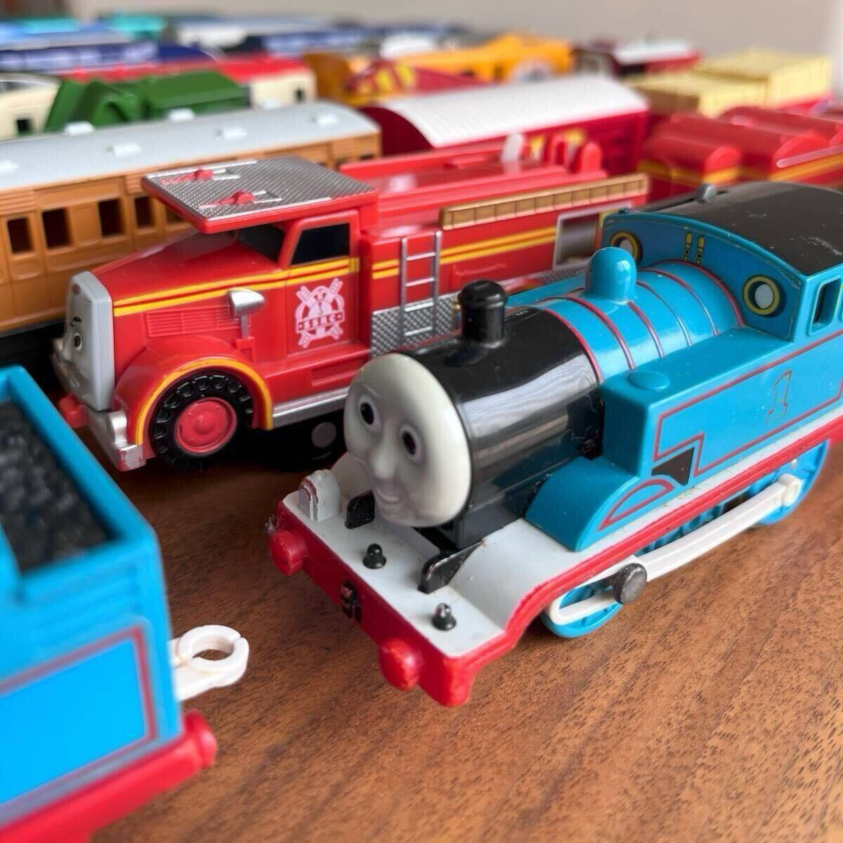 【年中無休】 大量まとめ売り!約10kg!】プラレール なかま トーマス ジャンク セット