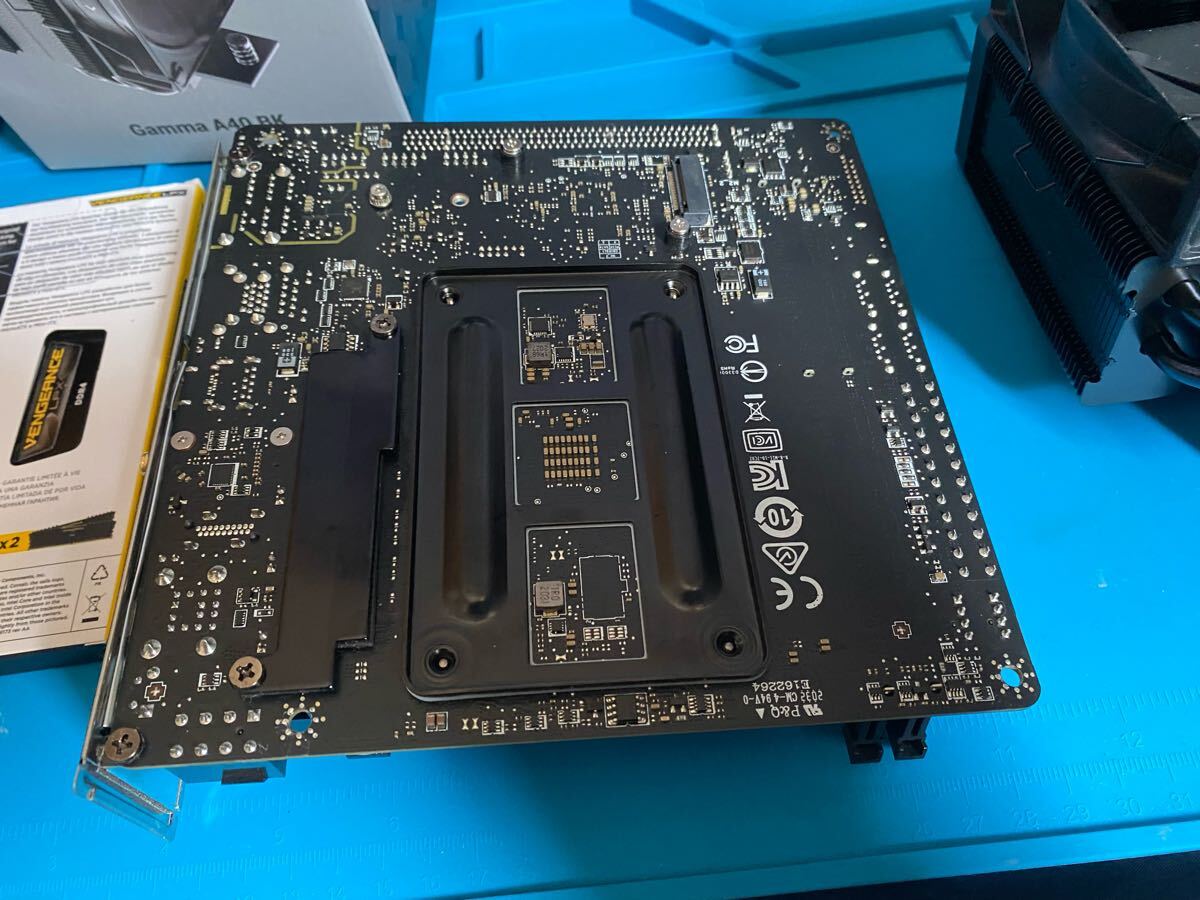 MSIMPG B550I GAMING EDGE WIFI Mini ITX オマケ付き