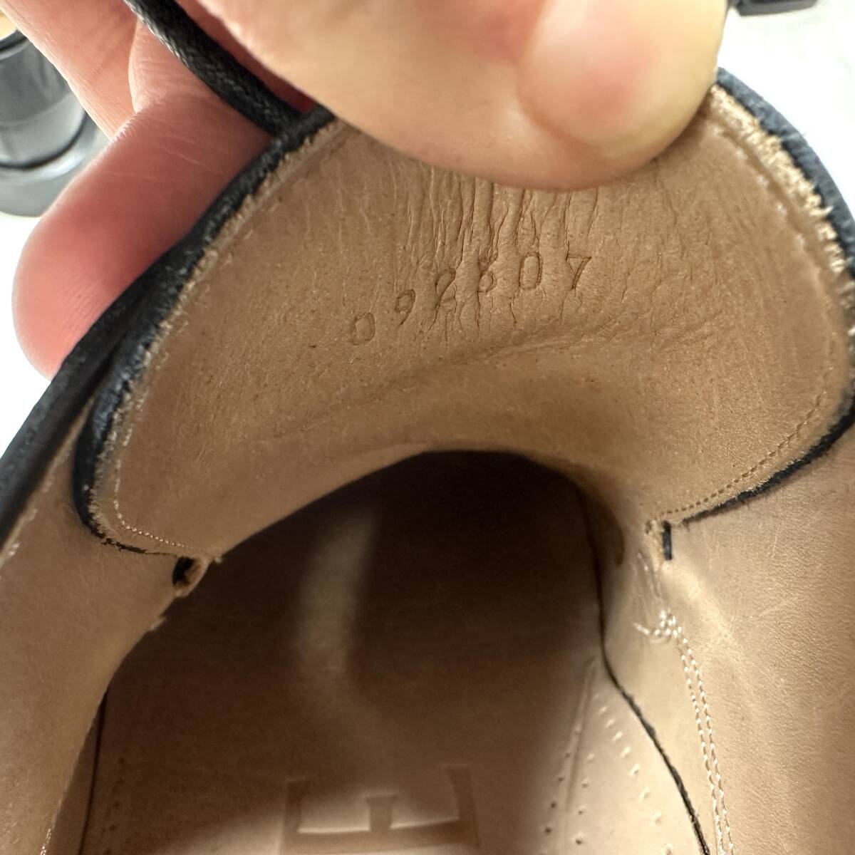 希少LOEWE ロエベイエローショートブーツ40(ドゥーズィエムクラスマルジェラ VIPセールで奇跡！】LOEWE（ロエベ）ブーツ (LOEWE/ショート