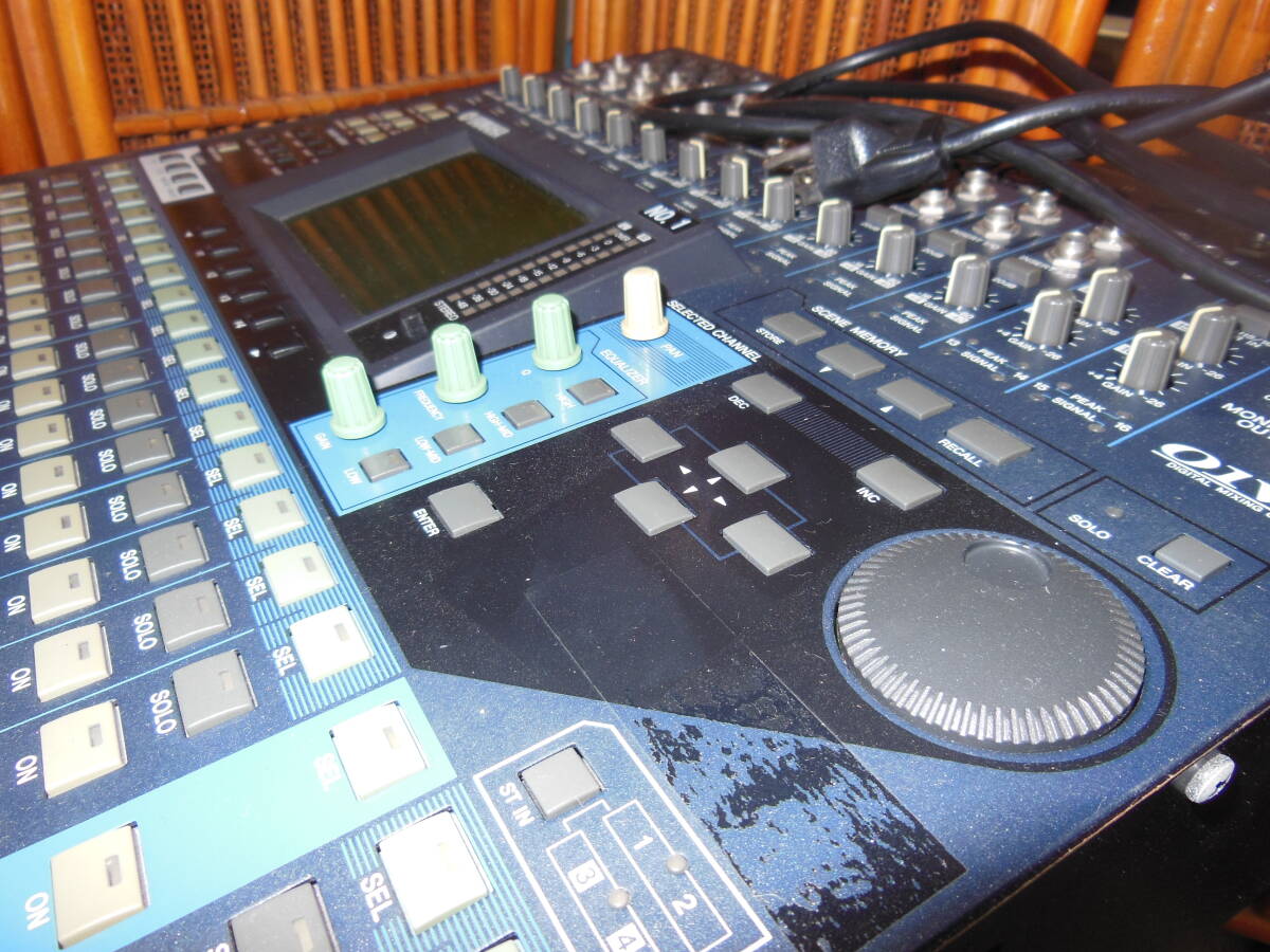 nt250513-009A8 Yamaha YAMAHA 01V 96 digital mixing console б/у товар электризация проверка settled выход звука проверка settled аудио PA оборудование миксер 