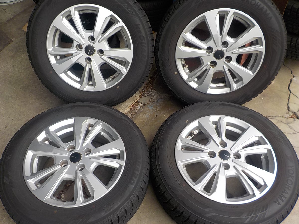 ■業者宛送料安　フィアット　500　スマートライン14インチスタッドレス4本セット　5.5J+35　98/4　175/65-14　IG60　2022年製■京都発_画像1