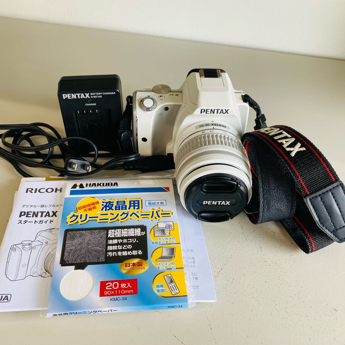【1円】〈説明書?バッテリーチャージャー付き?電源つきます〉PENTAX K-S1 RICOH 44A13 DAL 1:3.5-5.6 18-55mm AL 白 ホワイト 