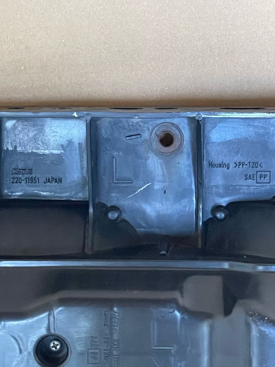 143 большой * средний для грузовика задний фонарь задний фонарь левый и правый в комплекте Koito 220-11951 24V 24F Triple задние фонари 