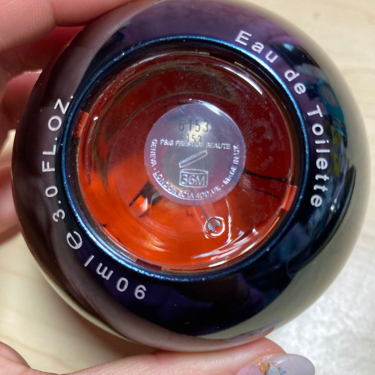 希少 廃盤 ヒューゴ　ボス　オードトワレ　90ml 香水　フレグランス　パフューム　球体　メンズ　HUGO BOSS EAU DE TOILETTE エディション_画像3