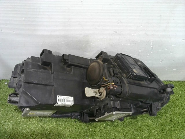 VW フォルクスワーゲン ゴルフトゥーラン 1TCAV 右H 后期 純正 HID 左 ヘッドライト ヘッドランプ 1T2941751