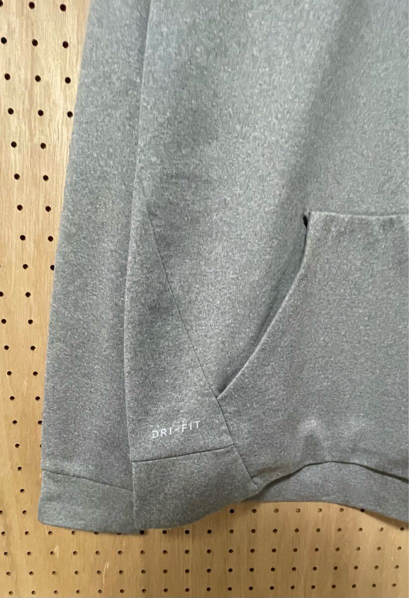 NIKE DRI-FIT スウッシュロゴ プルオーバーパーカー グレー ナイキ フーディー_画像4