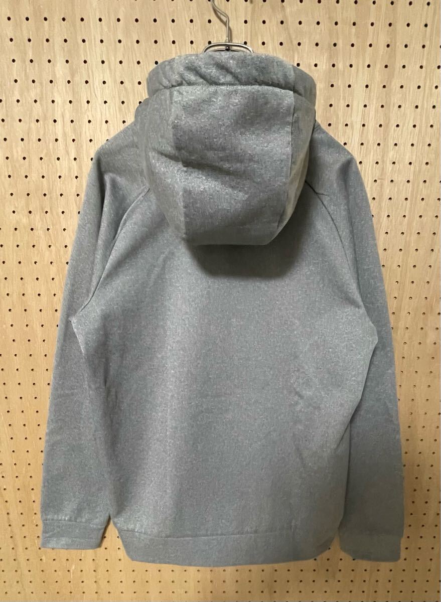 NIKE DRI-FIT スウッシュロゴ プルオーバーパーカー グレー ナイキ フーディー_画像2