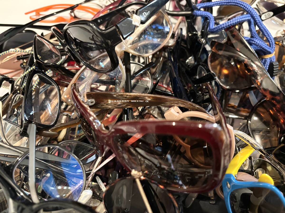 大量まとめ120點(diǎn)サングラス RAYBAN BURBERRY FENDI 等各種ブランド 現(xiàn)狀 メガネ 眼鏡