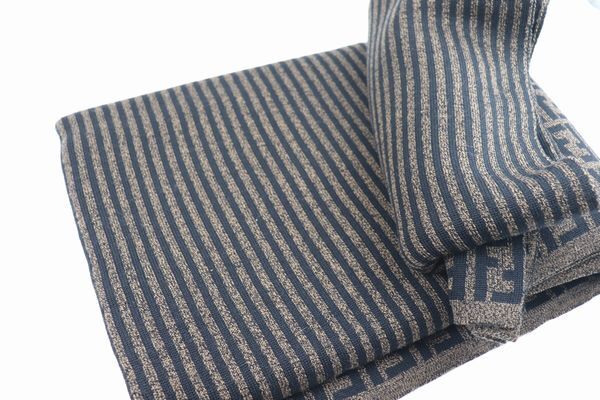 ★1円スタート 売り切り★未使用★FENDI/フェンディ★ズッカ★ウール 100％★毛布/ブランケット★160cm×220cm★Nランク★