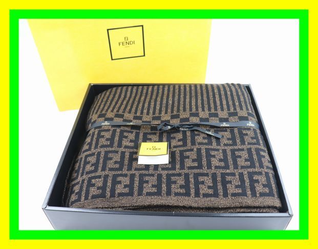 ★1円スタート 売り切り★未使用★FENDI/フェンデ?！铳亥氓铳Ι`ル 100％★毛布/ブランケット★160cm×220cm★Nランク★