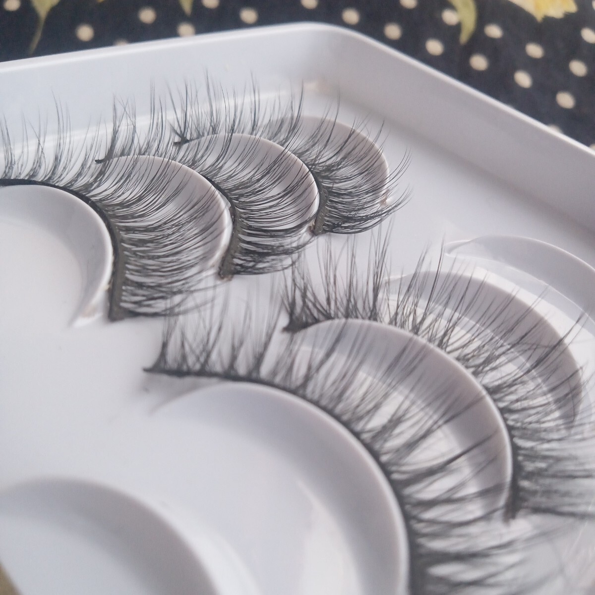 新品未使用　ふわふわ?薄め毛束感3Dミンクつけまつげ2ペア1つ