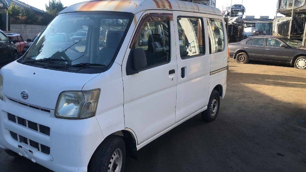 ダイハツ　フロントドアヒンジ　右　ハイゼット LE-S320V S320V　S321V, S330V, S331V　2007　#hyj　NSP235283