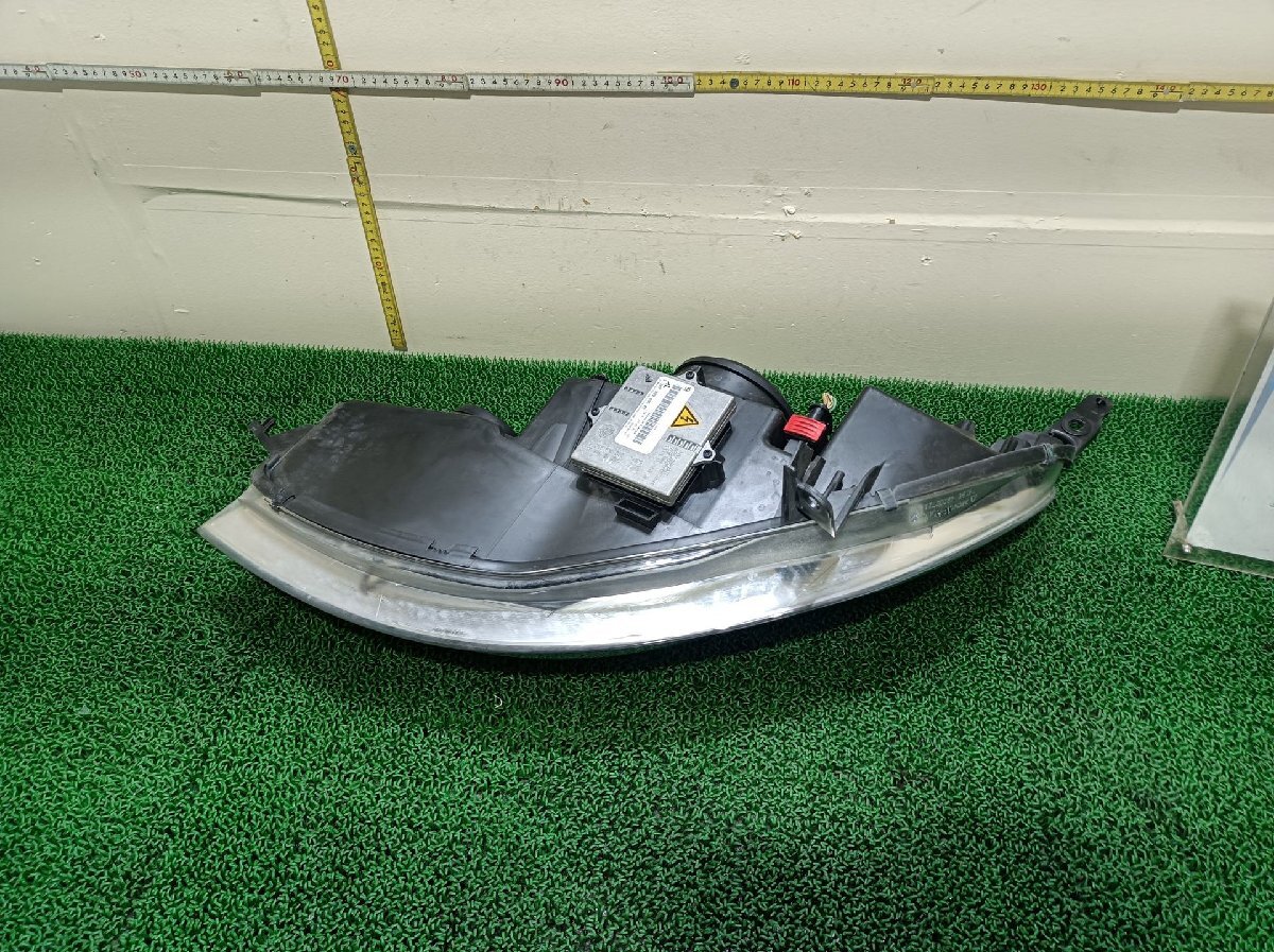 プジョー 右 ヘッドライト 407 GH-D2V, 2005 #hyj NSP239644