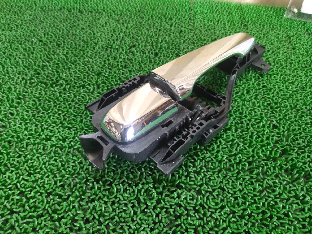 ボルボ 右フロントドアアウターハンドル V60 DBA-FB4164T, 2011 #hyj NSP171393