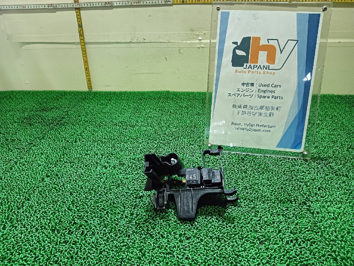 アウディ リレーホルダー A6アバント DBA-4GCGWS, 2014 #hyj NSP240177