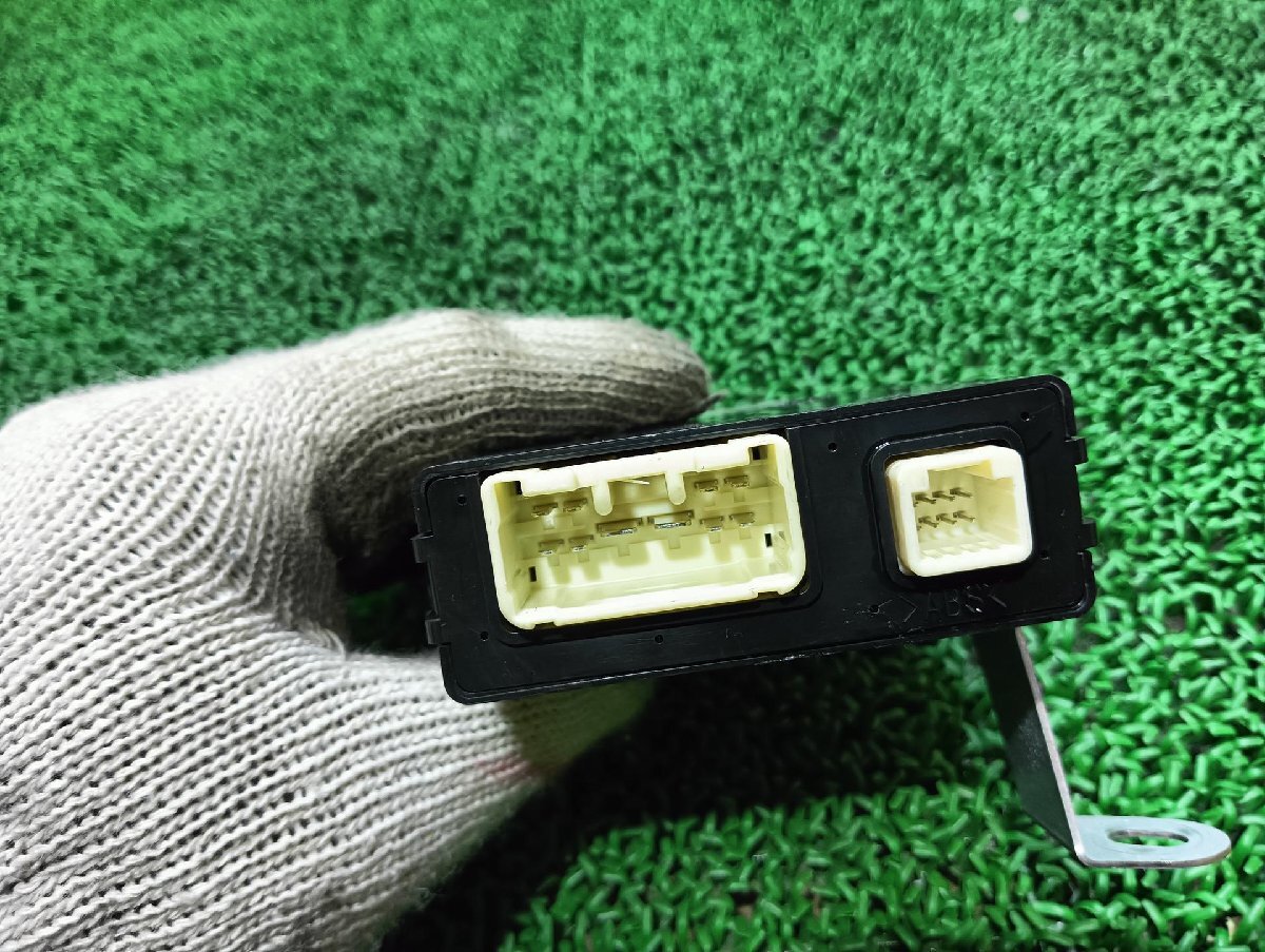 レクサス シートベルトコントロールコンピューター LS460 DBA-USF40, 2007 #hyj NSP242229